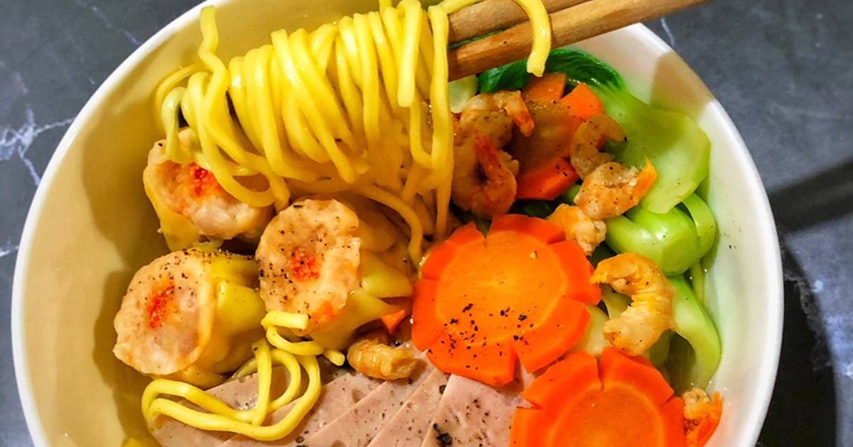 Mì Trứng Xíu Mại (Giả Mì Hoành Thánh)