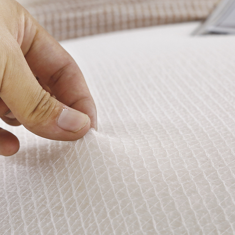All-season duvet with temperature control