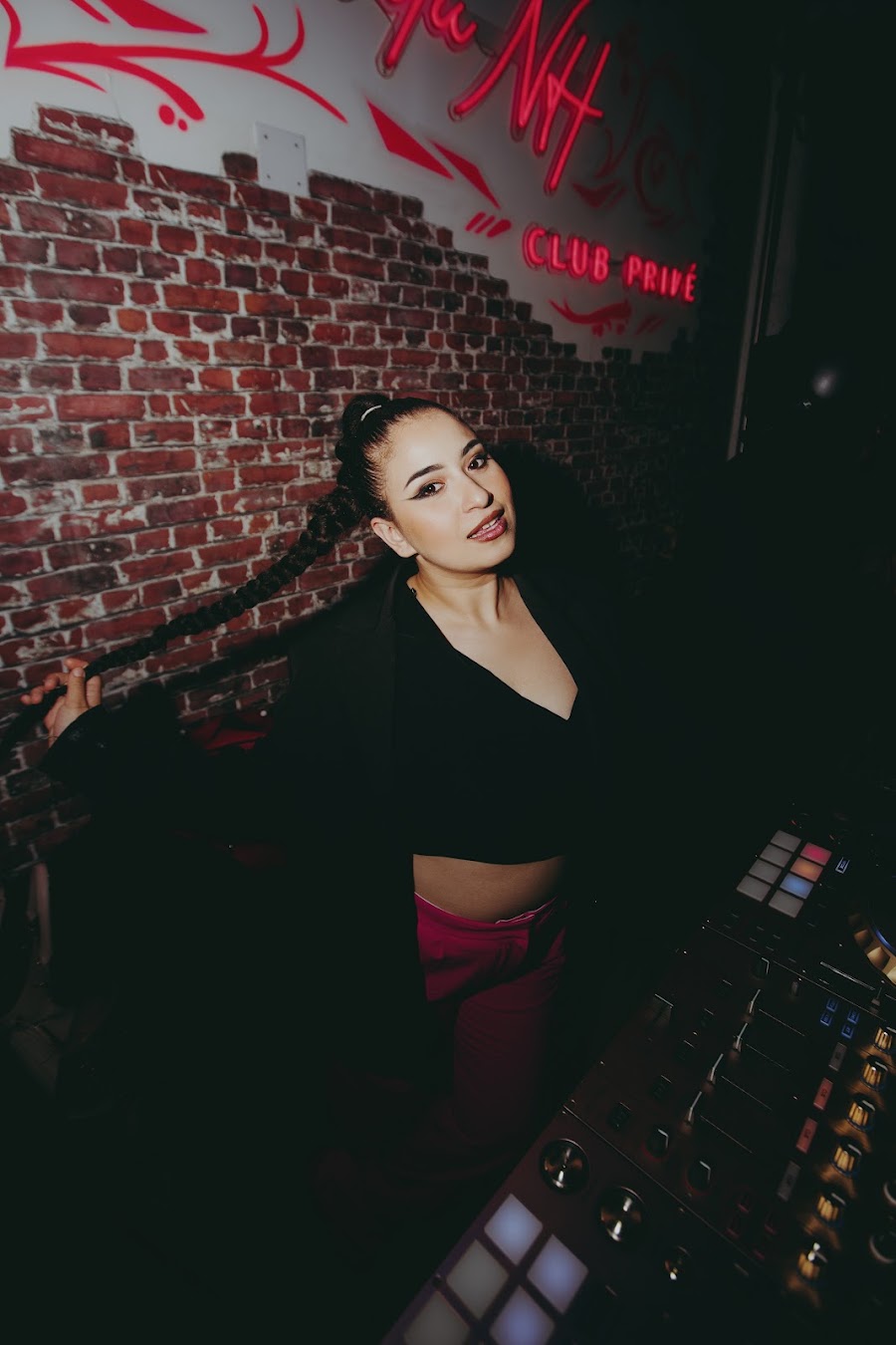 DJ Wided pour une soirée Shayo