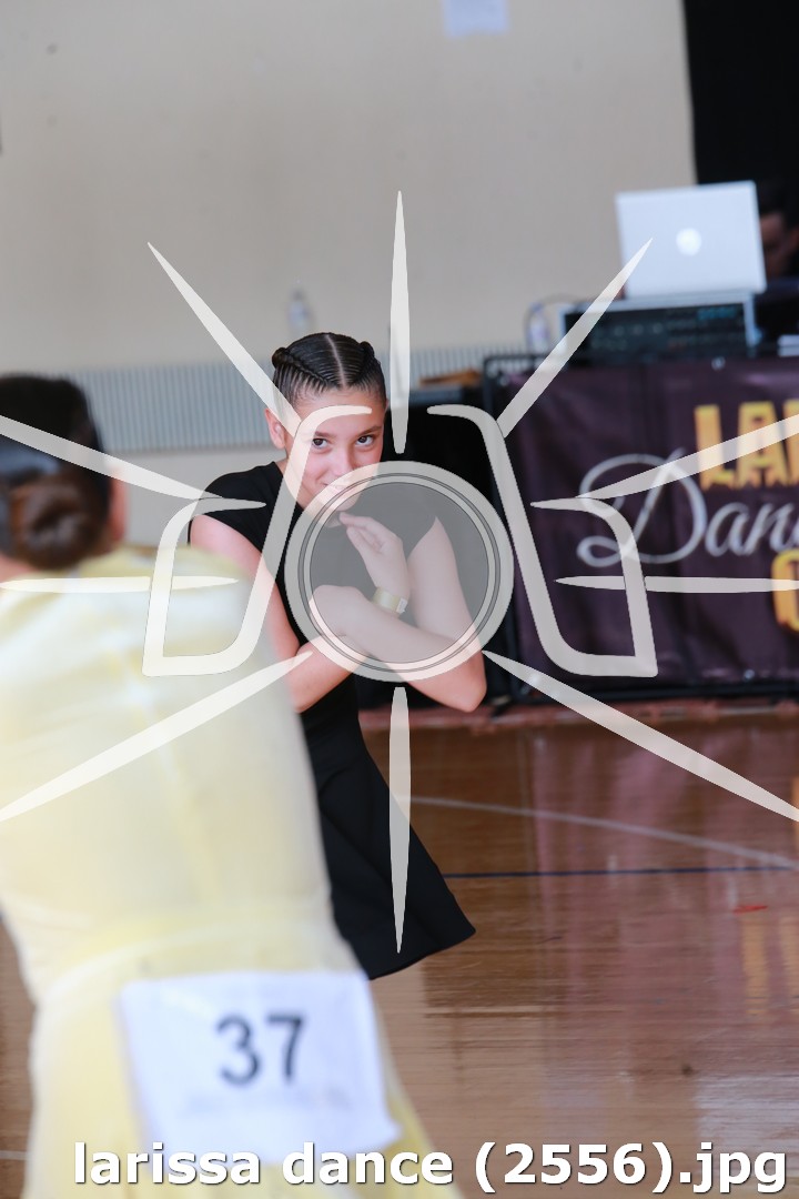 larissa dance (2556).jpg