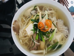 Món này dùng nóng với cơm trắng hay bún đều ngon hết xảy nha. Chúc cả nhà cô tô canh chay đầy đủ hương vị và bổ dưỡng cuối tuần. Mọi người có góp ý hay tips hay gì cứ chia sẻ thoải mái nha! Cook & Share nè.