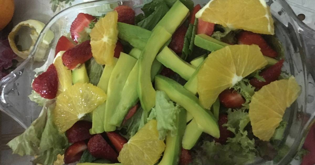 Salad trái cây sốt chanh dây