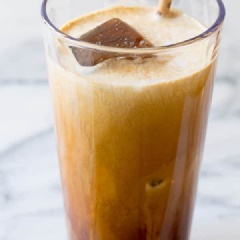 Thưởng thức ngay ly cà phê ngon lành này nào.