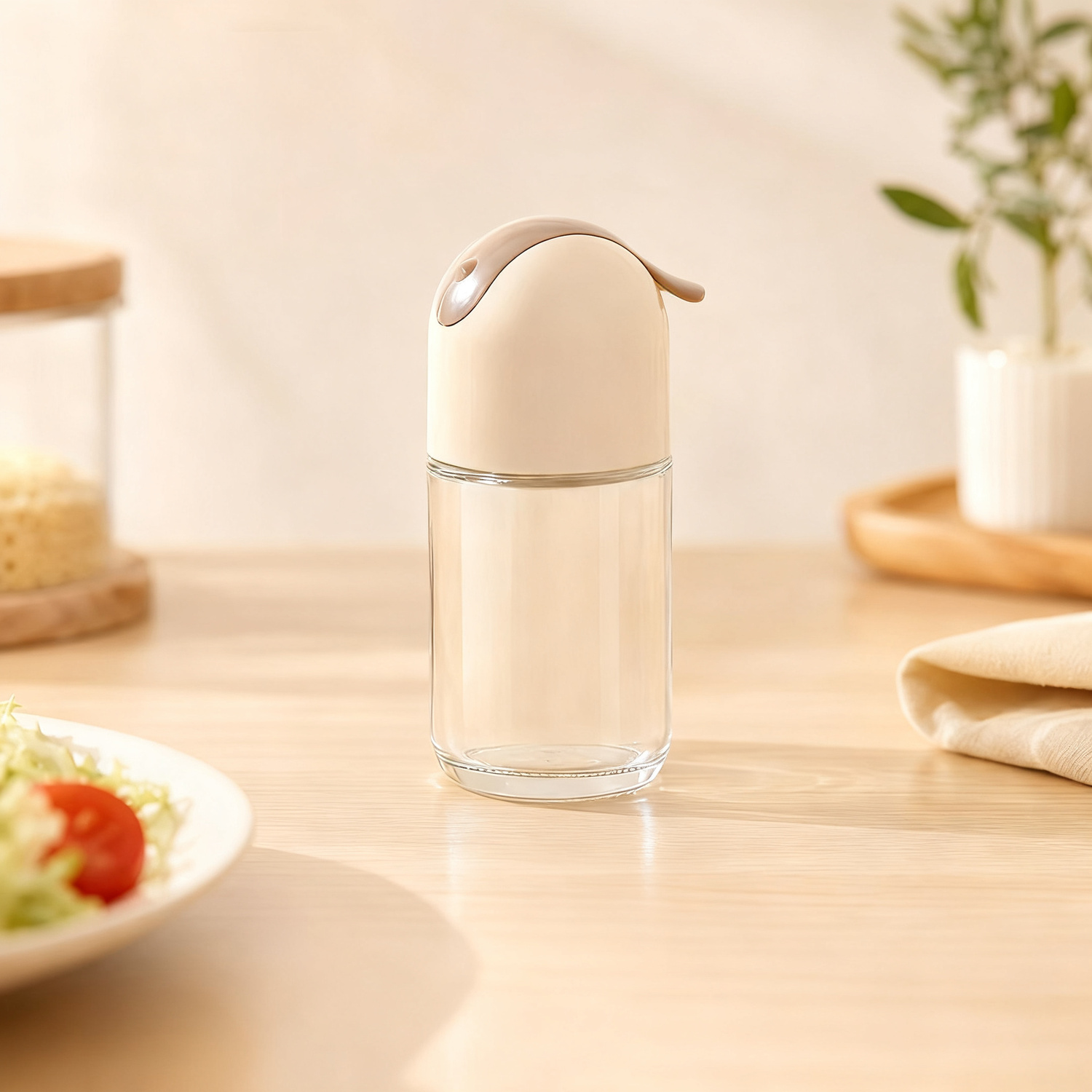Glass spice shaker with push button, 100 ml