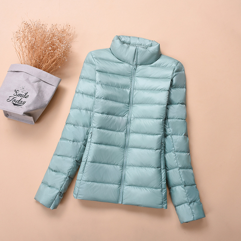 Lightweight women's down jacket, short, with white duck down