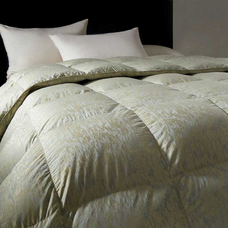 Luxurious white goose down duvet, winter, 200x230cm or 220x240cm