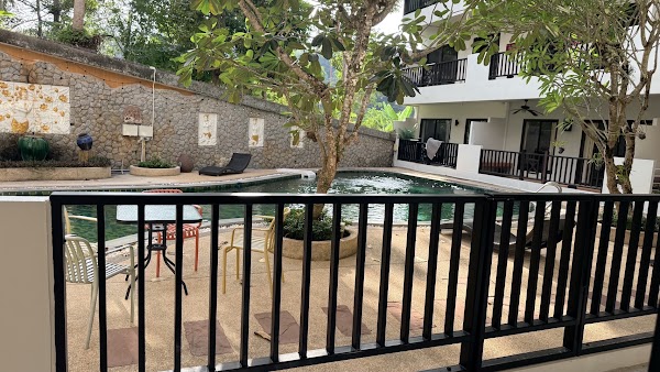 Surin Gate Condominium ห้อง 105