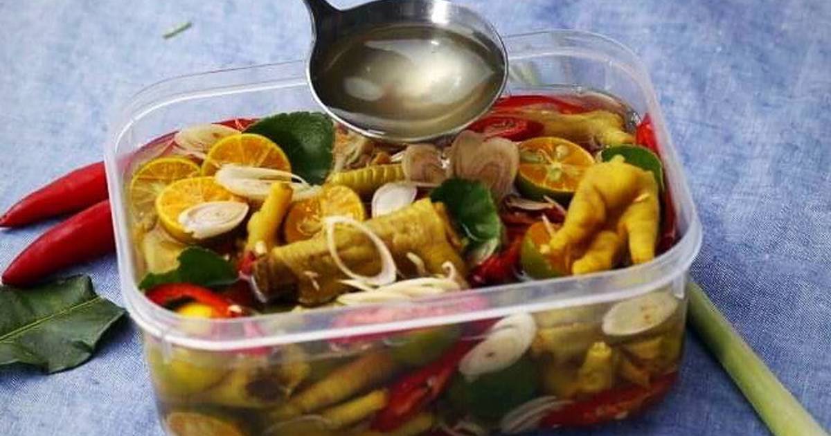 Chân gà ngâm sả tắc