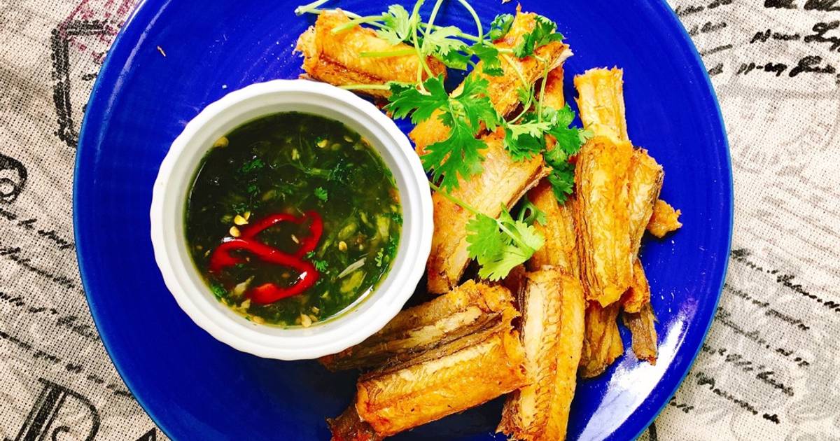 Cá Khoai Chiên Giòn Chấm Mắm Ngò