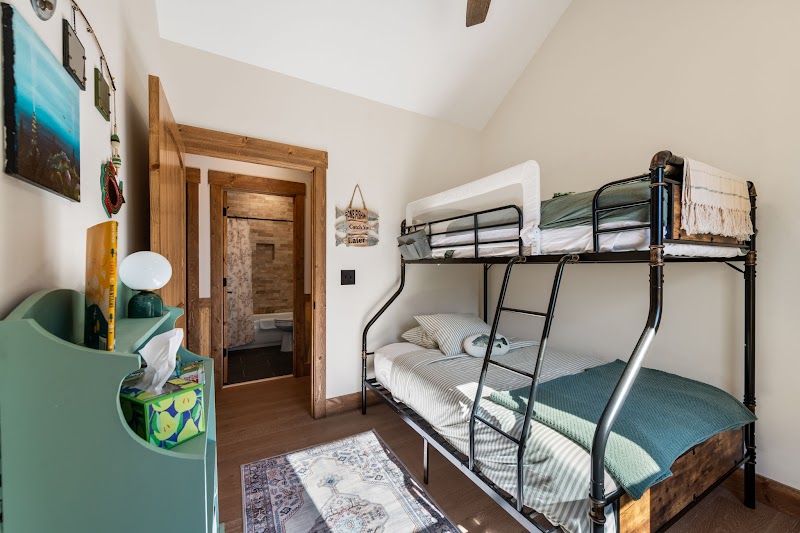 Kids' bunk room at Orchard & Vine Mountain Haus, family-friendly cabin in Ellijay Georgia
