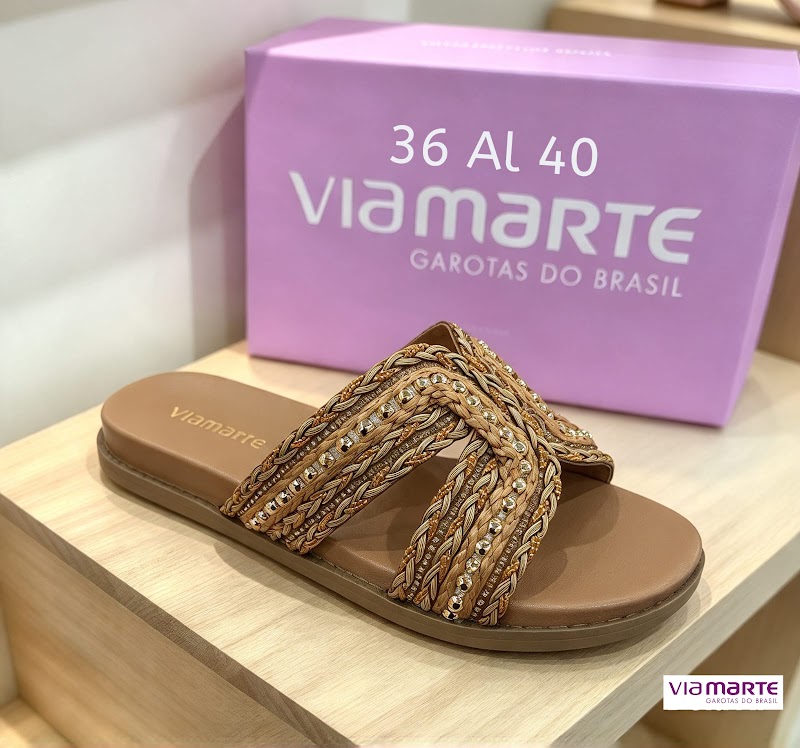 Sandalias con tiras trenzadas