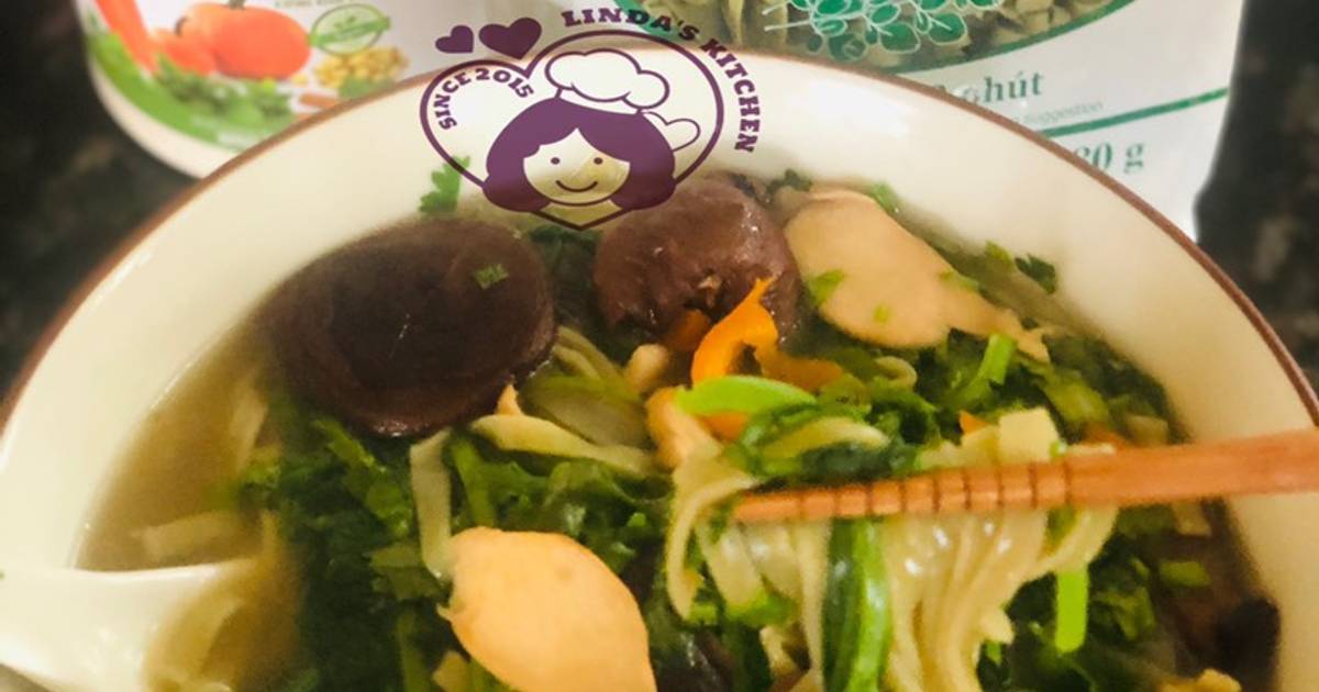 Mì chùm ngây với nấm & rau củ