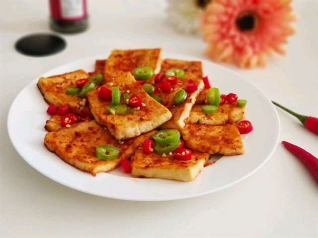 Đậu Hũ Nướng Sốt Cay Thơm