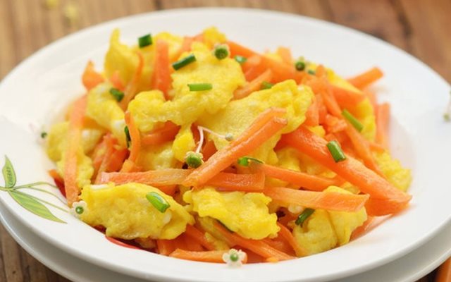 Trứng Chiên Cà Rốt