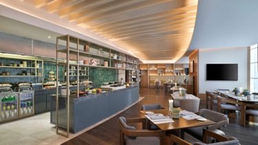 jw-ruhjb-executive-lounge-28429_Wide-Hor