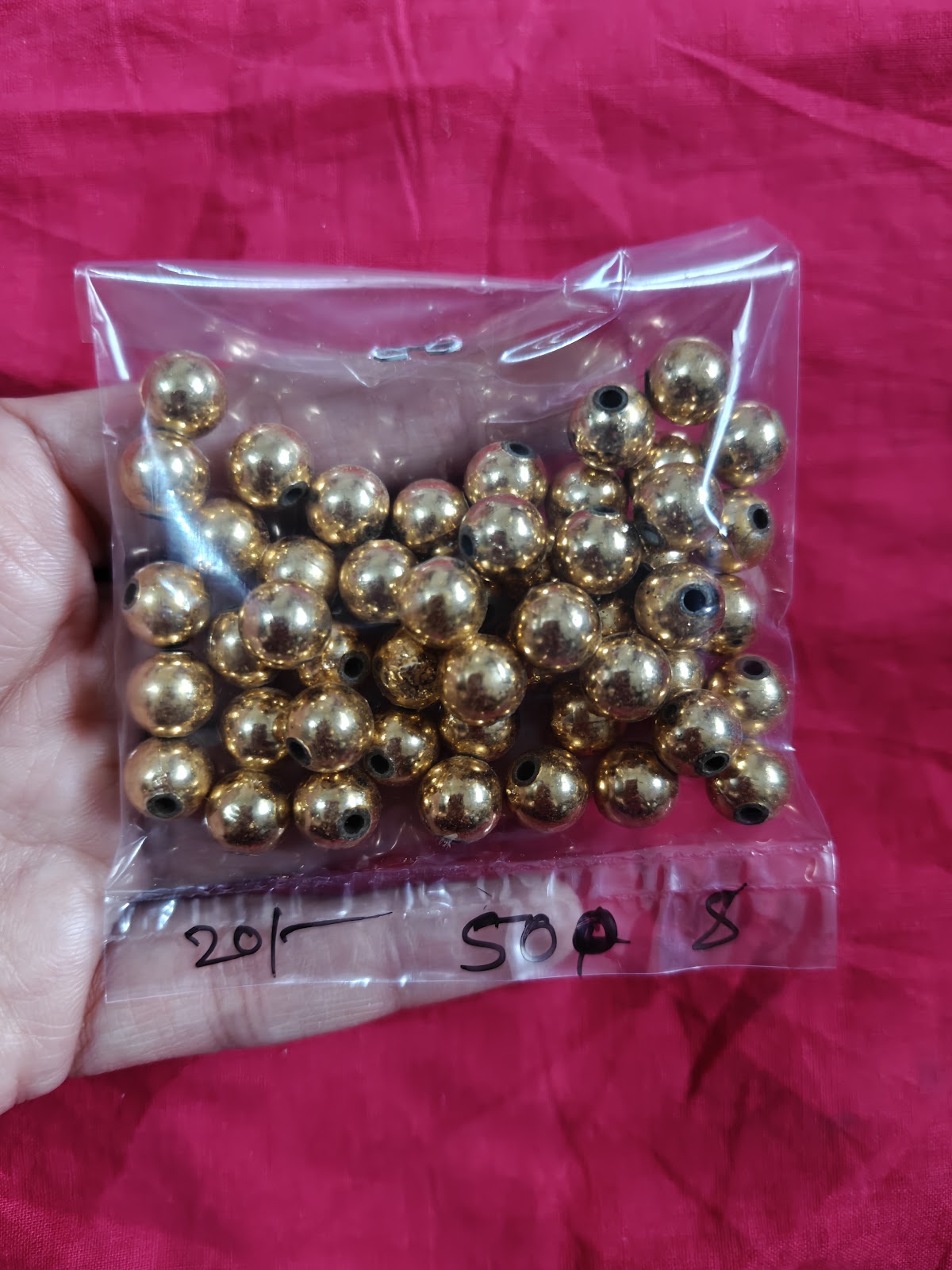 8mm plastic gold mani pack of 50