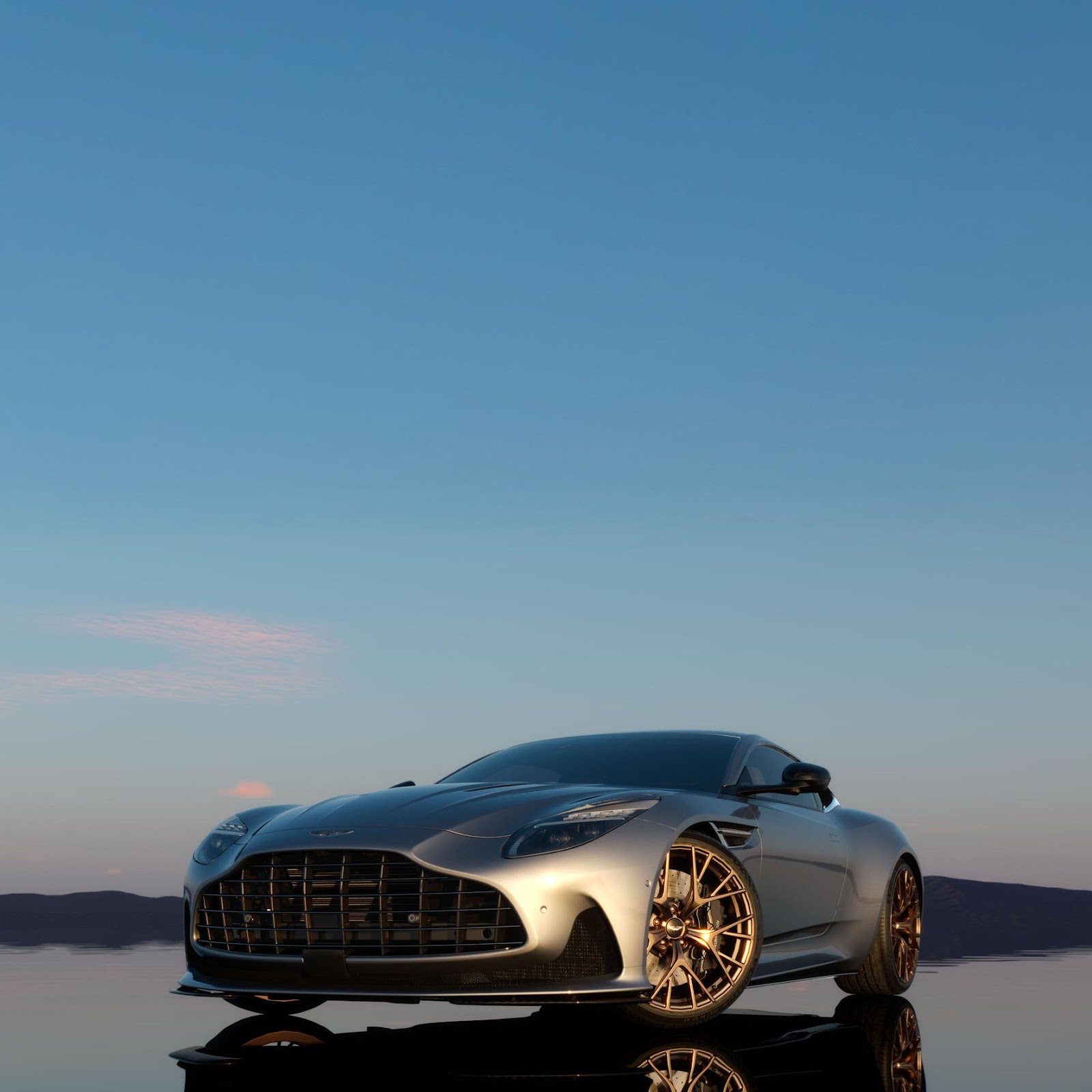 Download Aston Martin DBS Superleggera Reflection 2K iPhone