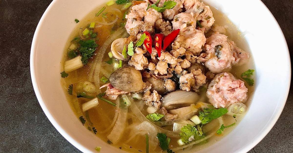 Hủ Tiếu Mộc Nấm, Thịt Bằm (Nước Hầm Xương Gà Cực Ngọt)