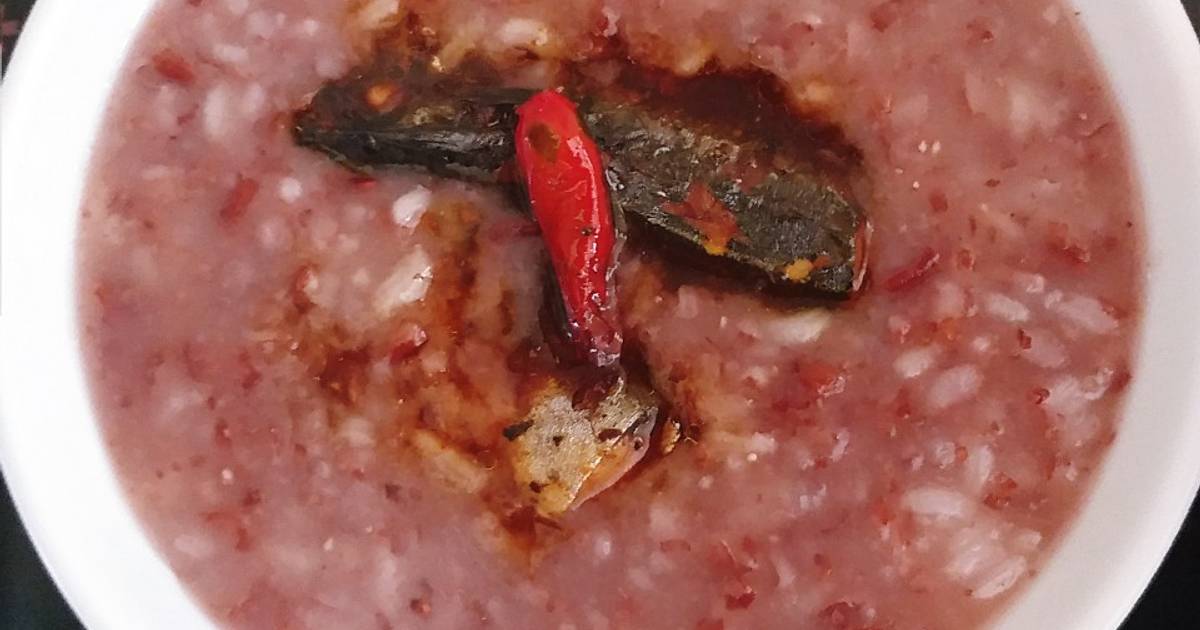 Cháo gạo lứt cá kho mặn