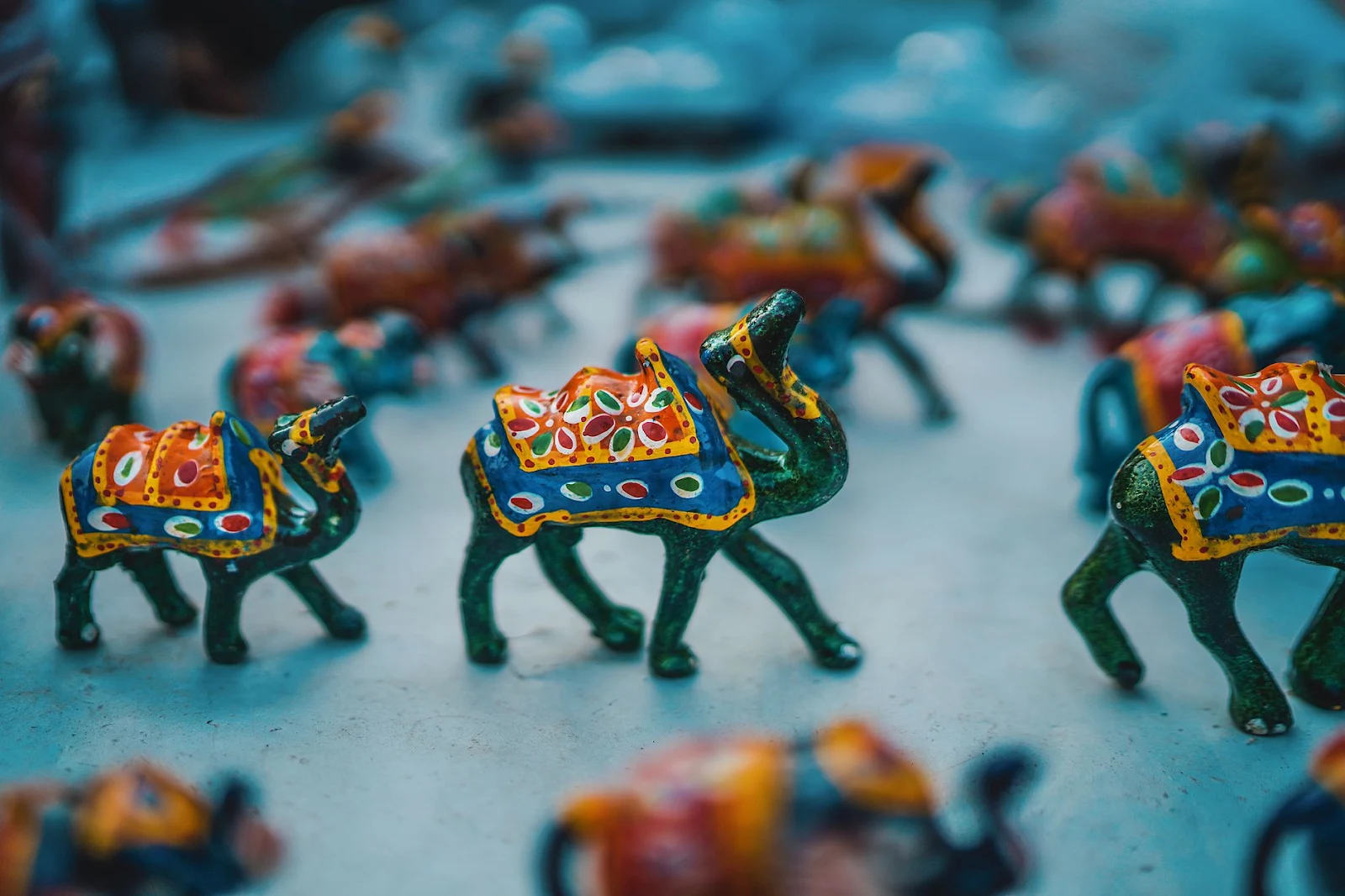 What are the best souvenirs to buy from Churu?