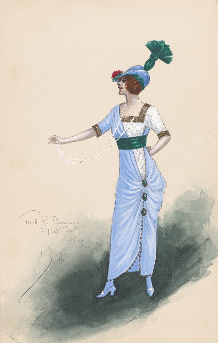 Womans costume 1914