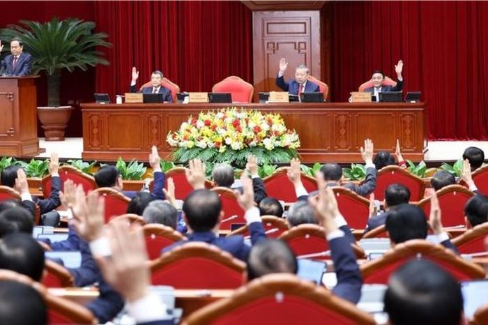Ngày làm việc thứ nhất hội nghị Trung ương lần thứ 2 khóa XIV - Đài Phát thanh và truyền hình Hà Nội