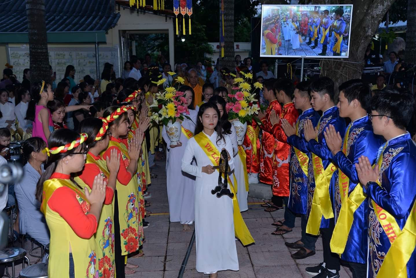 Thành kính cầu mong cho ba mẹ, ông bà bình an