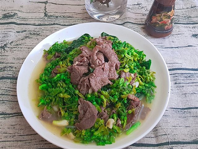Thịt Bò Xào Bông Thiên Lý