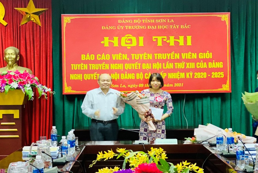 Đảng ủy Trường Đại học Tây Bắc tổ chức Hội thi Báo cáo viên, tuyên truyền viên giỏi năm 2021, tuyên truyền Nghị quyết Đại hội XIII của Đảng và Nghị quyết Đại hội Đảng bộ các cấp nhiệm kỳ 2020 - 2025