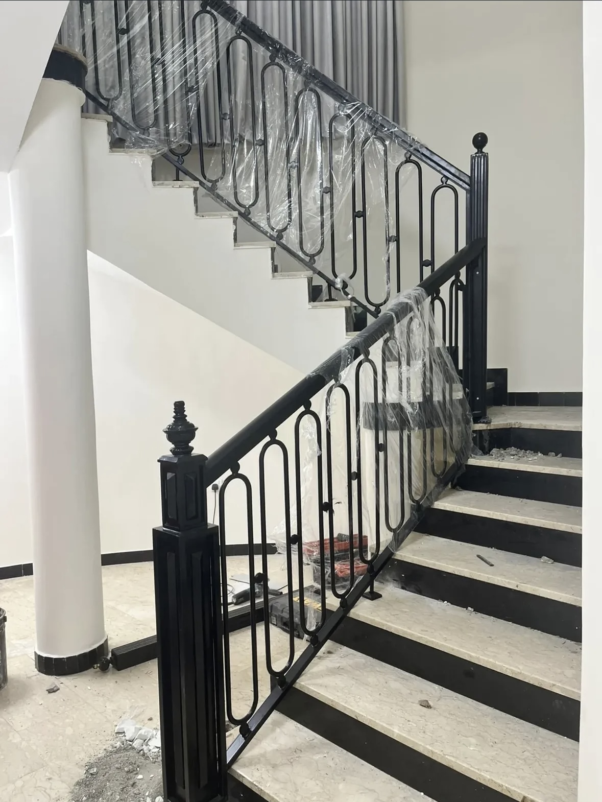 Custom handrail metal works Fujairah UAE — Al Taher