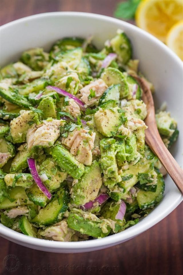 Salad Bơ Cá Ngừ