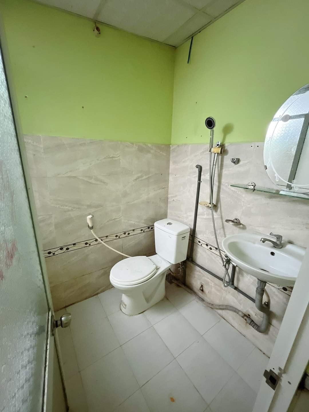 Cho thuê 1 phòng gác trên của nhà nguyên căn cấp 4 không chung chủ 3