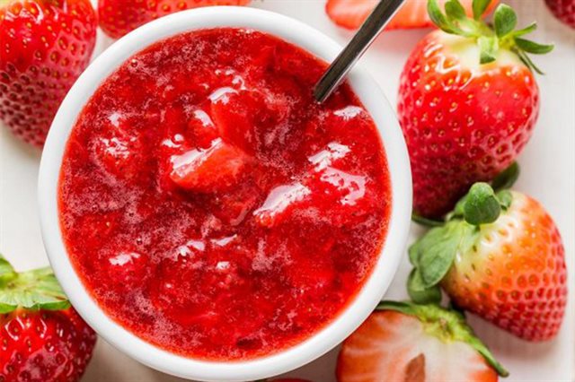 Mứt Dâu Tây Tại Nhà