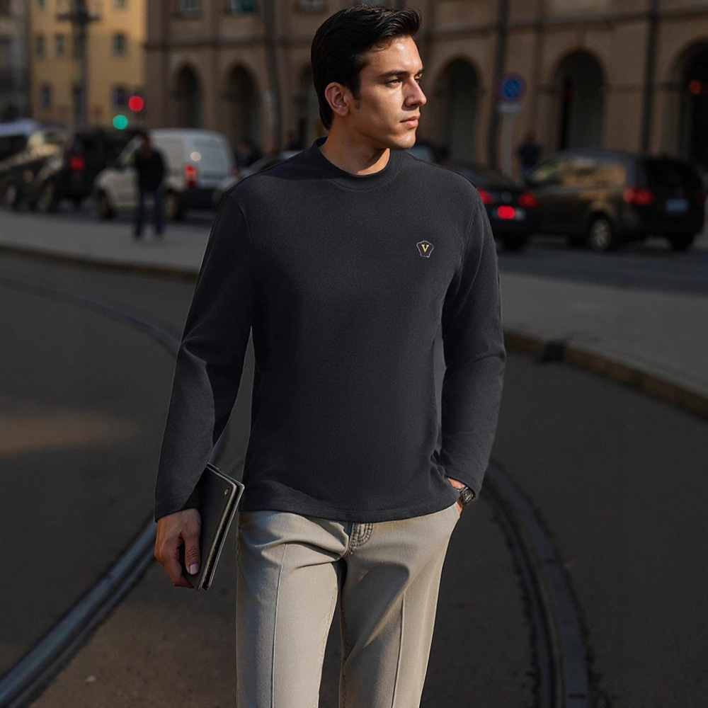 High-quality knitted sweater with embroidery for men