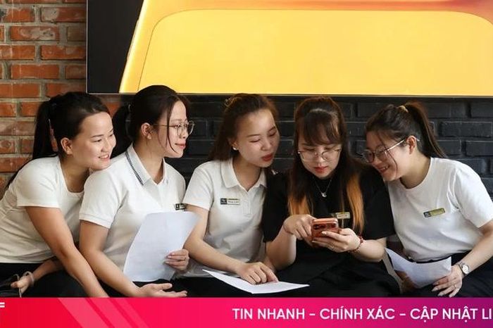 Video ngắn: 'Trợ thủ' đắc lực của hộ kinh doanh thời số - Báo Hà Tĩnh