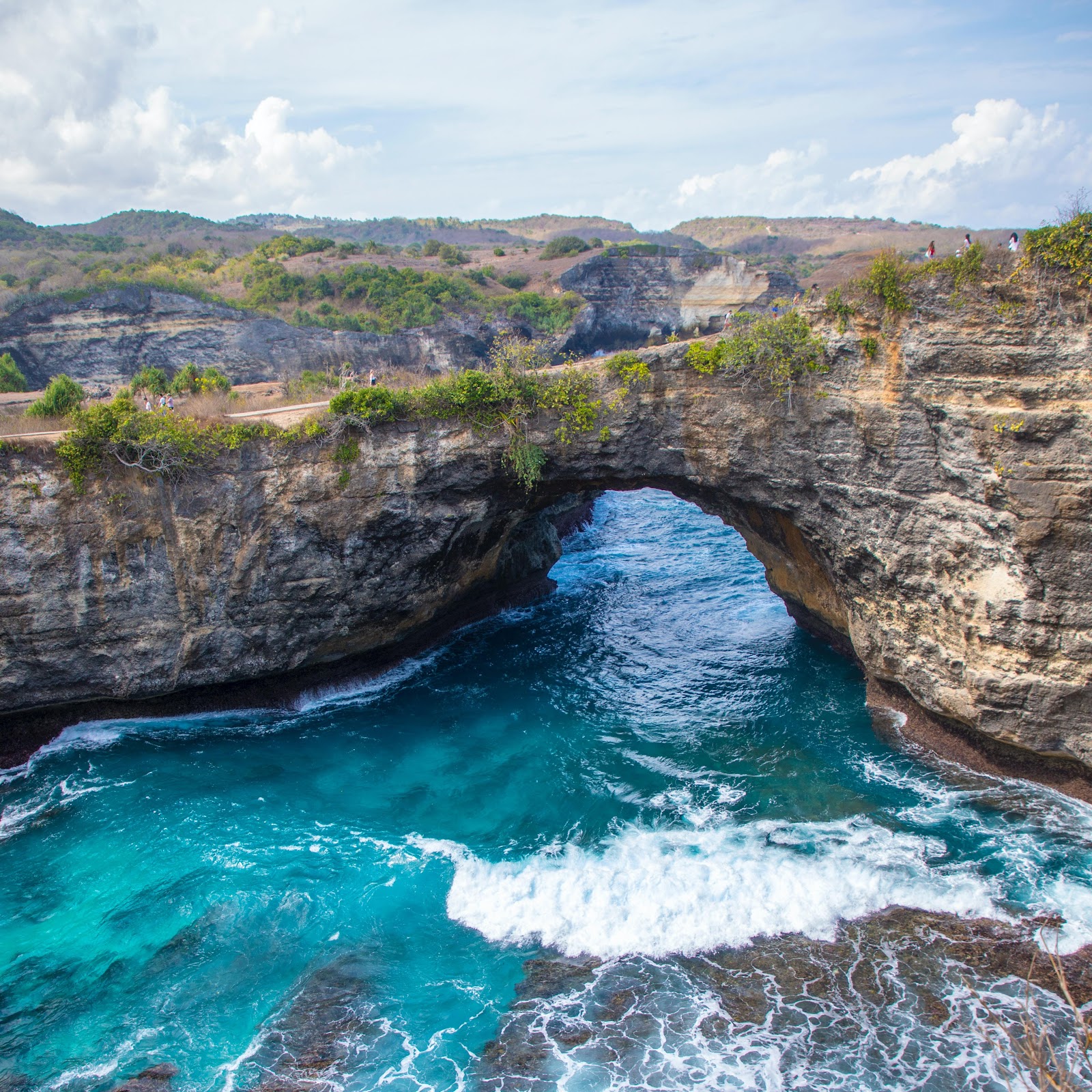Download Broken Beach In Nusa Penida 5K iPhone