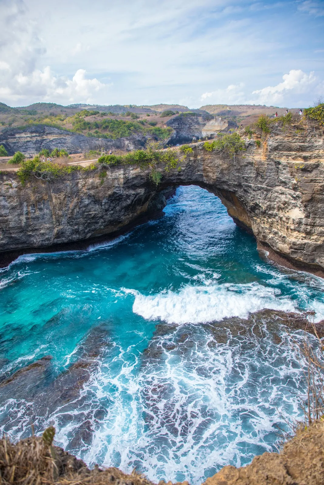 Broken Beach In Nusa Penida - Landscape Photography 5K iPhone Wallpaper (4160x6240)