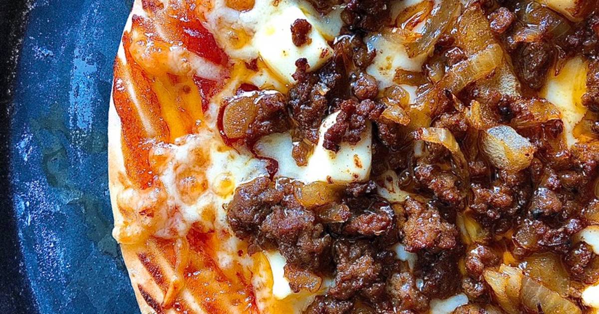 Pizza Bò Bằm Phô Mai Cheddar (Đế Sẵn-Làm Trong Một Nốt Nhạc)
