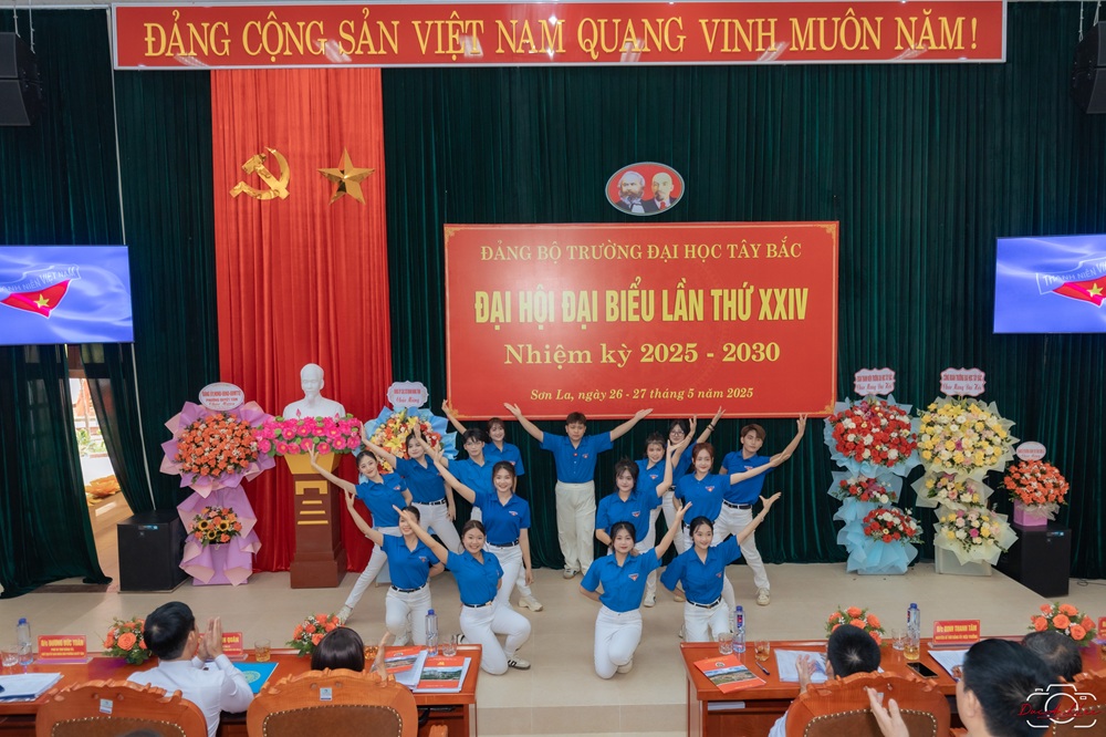 Đảng bộ Trường Đại học Tây Bắc tổ chức thành công Đại hội Đại biểu Đảng bộ Trường Đại học Tây Bắc lần thứ XXIV, nhiệm kỳ 2025 - 2030