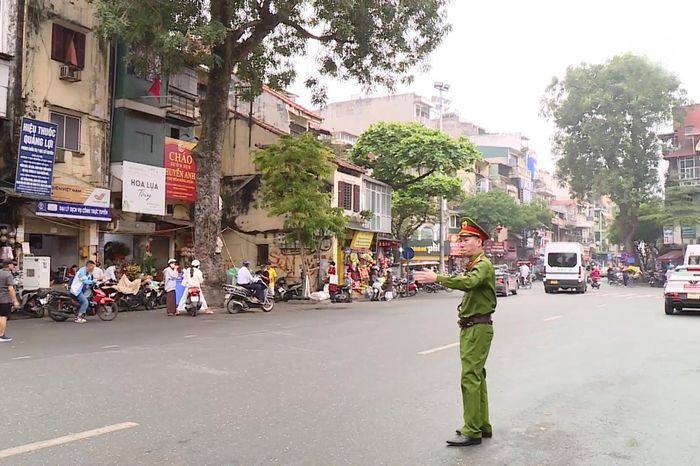 Kiên quyết không để tái diễn vi phạm trật tự đô thị - Đài Phát thanh và truyền hình Hà Nội