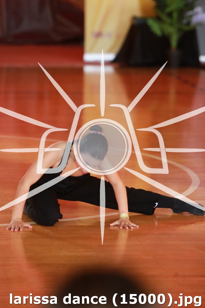 larissa dance (15000).jpg