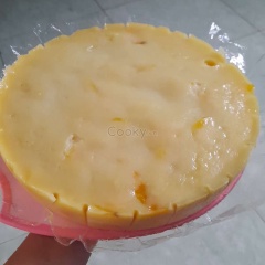 Cho bột năng + bột gạo + đường + đậu xanh + khoai lang + nước cốt dừa trộn đều. Cho tất cả vào khuôn hấp 45 phút. ***Chúc các bạn thành công.