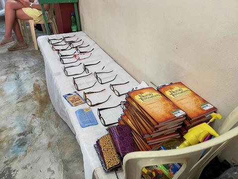 Gospel Tracts (bundle) — from Don & Patti's mission archive