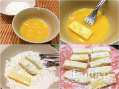 Đánh tan trứng gà. Nhúng bánh vào trứng gà, bột mì. Làm lần lượt cho đến khi hết bánh.