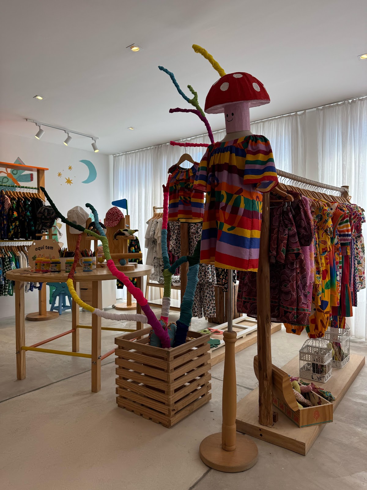 Fábula & Bento completa — showroom Low Profile + Dreams