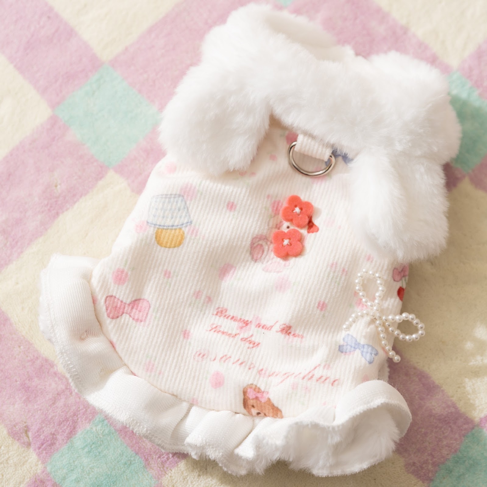 Warmth dress for cats, peach skin and lambswool