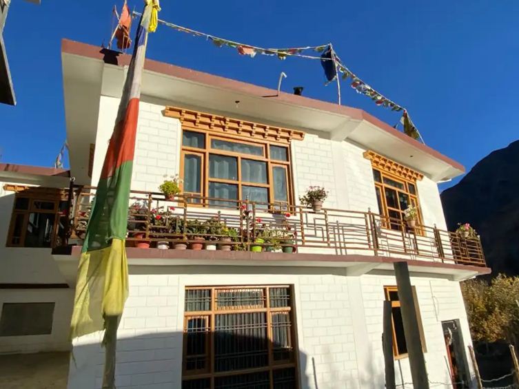 PRIME Tabo Homestay - III