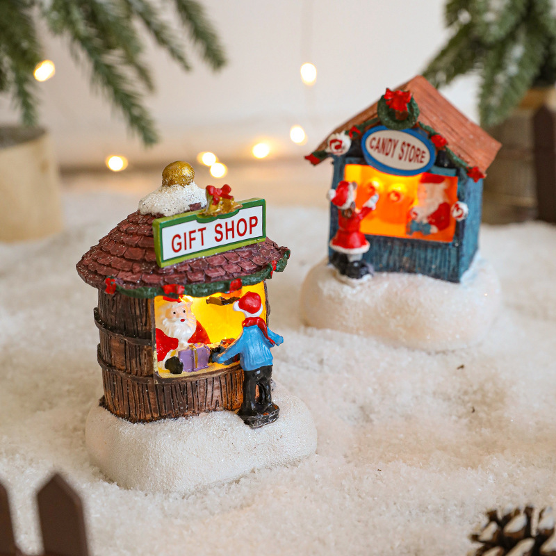 Beleuchtetes Weihnachtshaus aus Kunstharz