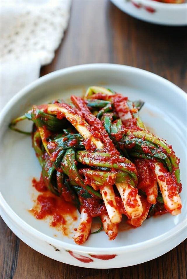 Kim Chi Hành Lá