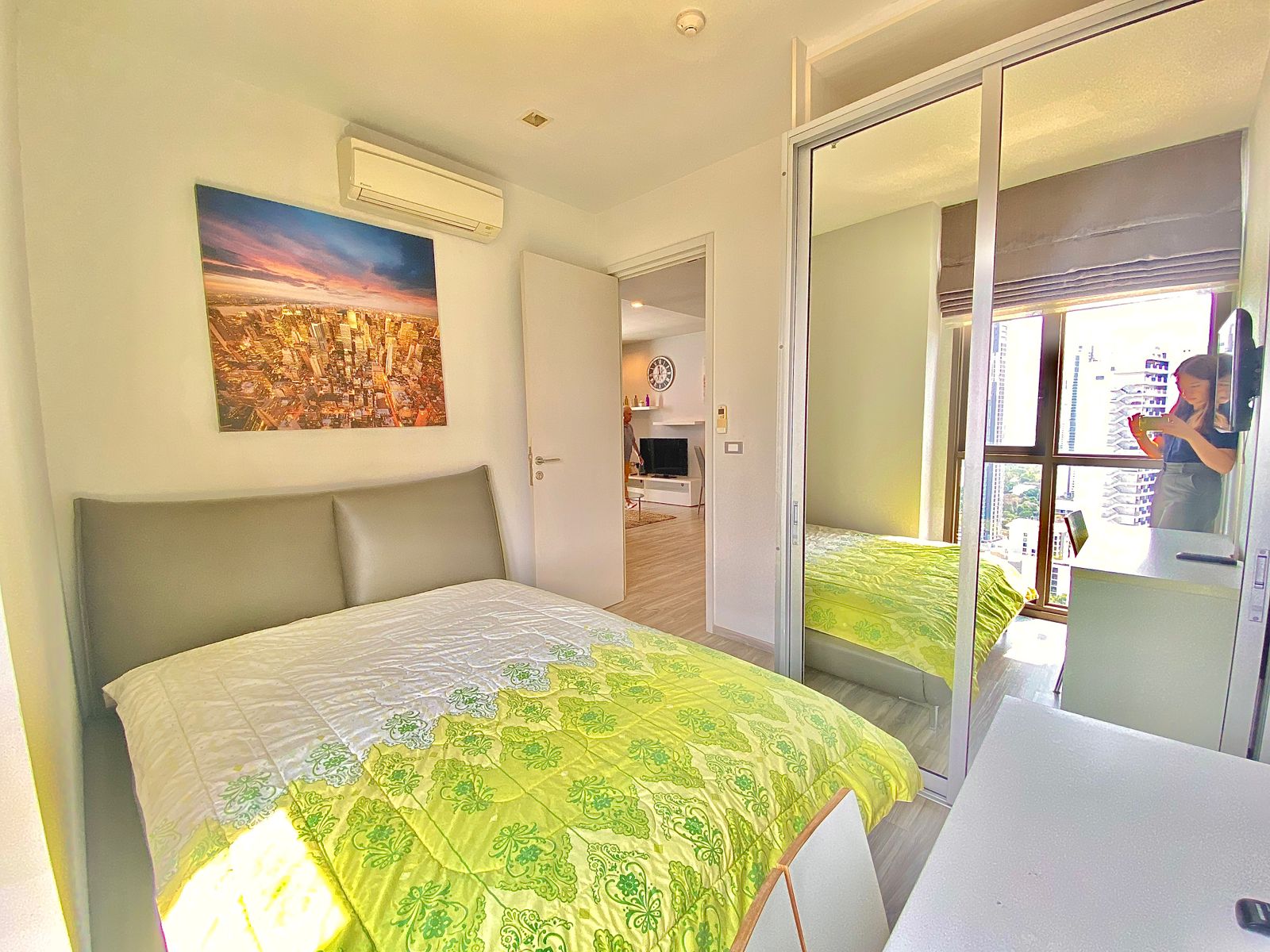 Cetus - 1 Bed, Floor 33 10